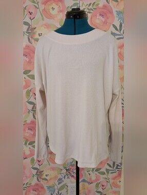 Athleta White/Light Cream Ribbed Long Sleeve Top
